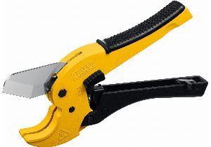 Труборез для металлопласт.труб для работы одной рукой ,д=42мм(1 3/8)STAYER (23375-42)